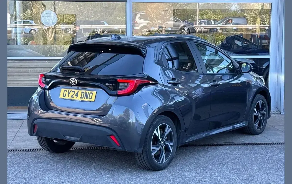 Used Toyota Yaris Design 113 HP (83 kW) 2024 Grey Hatchback