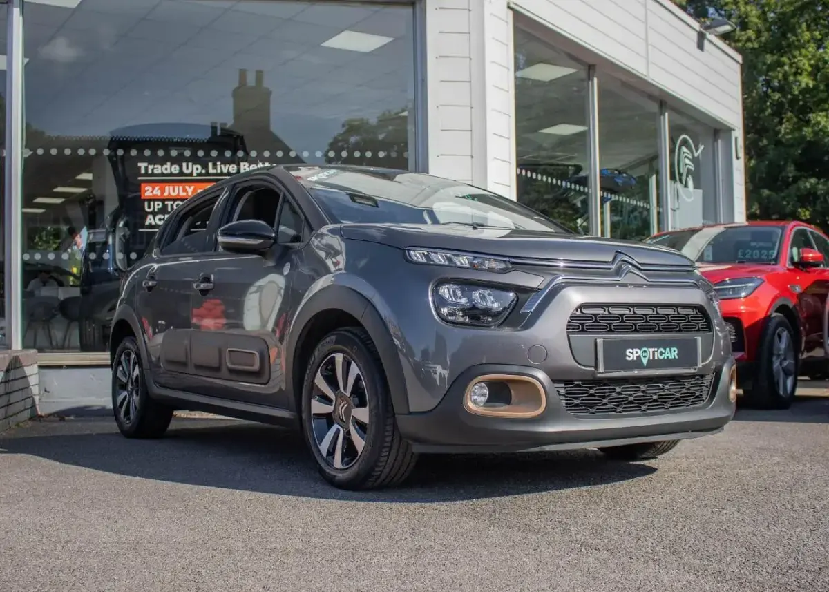 Used Citroën C3 PureTech 108 HP (79 kW) 2023 Grey Hatchback
