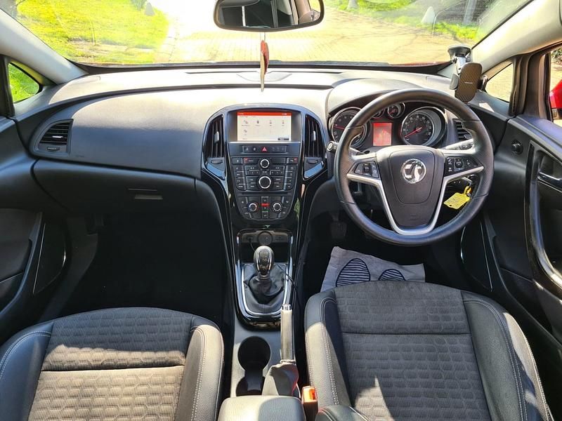 Used Vauxhall Astra GTC SRi 2017 Red Hatchback