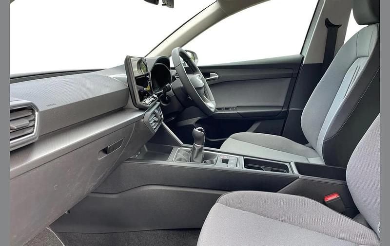 Ny Seat Leon SE 113 HK (83 kW) 2025 Vit Halvkombi