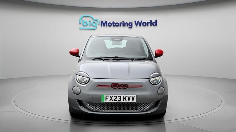 Used Fiat 500e Red 86 kW (118 HP) 2023 Grey Hatchback