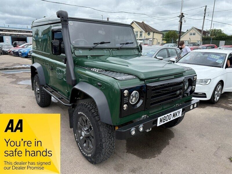 Green Used 2000 Land Rover Defender SUV | £18,995 (Fair price) - Image 1/4