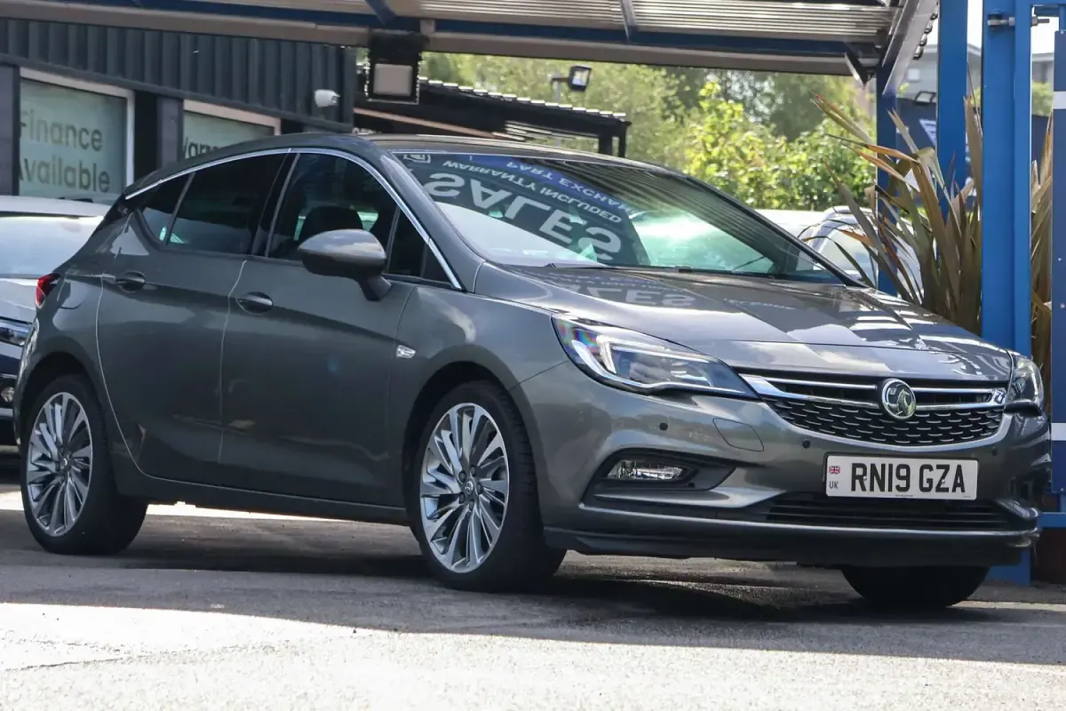 Used Vauxhall Astra S 150 HP (110 kW) 2019 Grey Hatchback