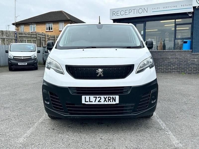 Second-hand Peugeot Expert Premium 2022 Alb Van
