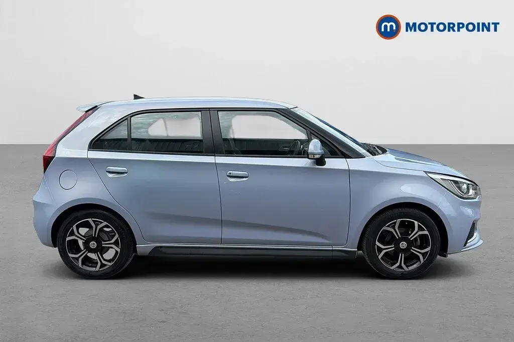 Used MG MG3 Exclusive 106 HP (77 kW) 2023 Silver Hatchback