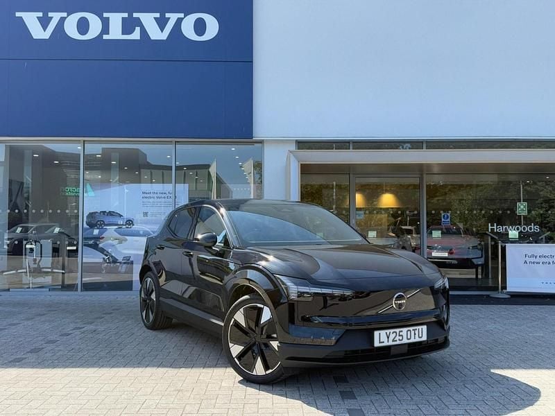 Black New 2025 Volvo EX30 Performance SUV | £35,890 (Fair price) - Image 1/4