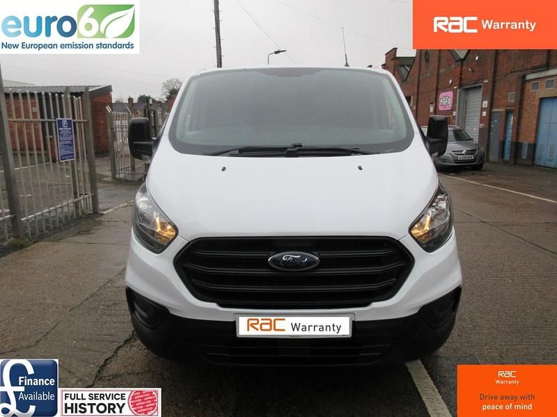 White Used 2019 Ford Transit Custom Van | £9,499 (Good price) - Image 1/4