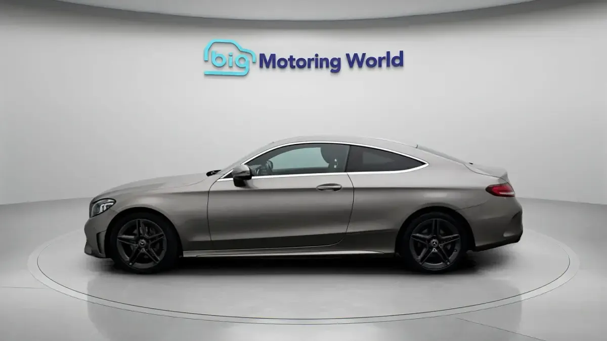 Used Mercedes C200 AMG line 198 HP (145 kW) 2020 Silver Coupe