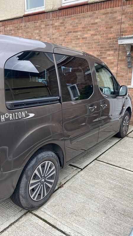 Grey Used 2015 Peugeot Partner Tepee Active MPV | £6,995 (Good price) - Image 1/4