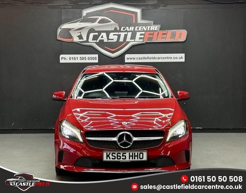 Used Mercedes A200 Premium 136 HP (100 kW) 2015 Red Hatchback