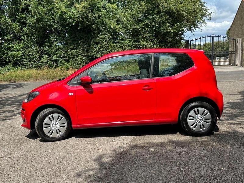 Used VW up! move up! 60 HP (44 kW) 2015 Red Hatchback