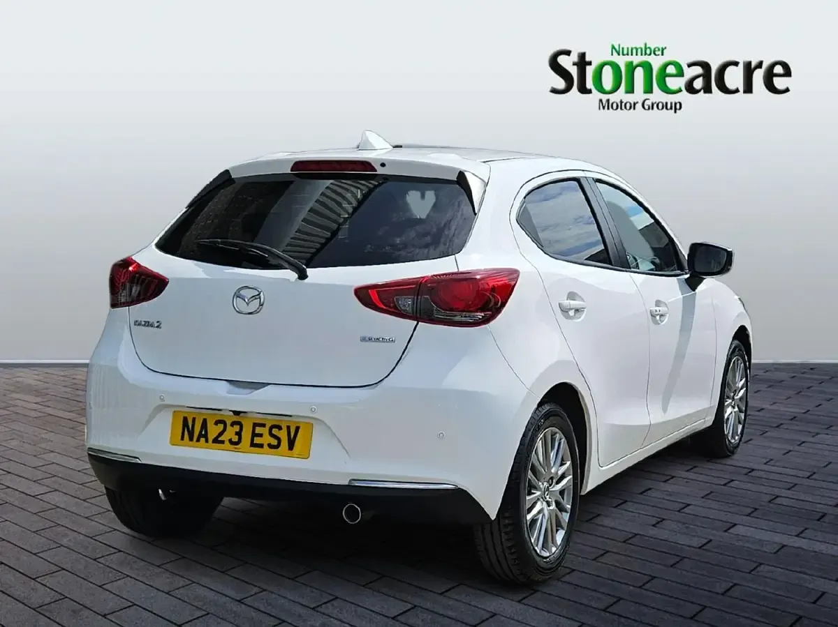 Used Mazda 2 Inclusive 116 HP (85 kW) 2023 White Hatchback