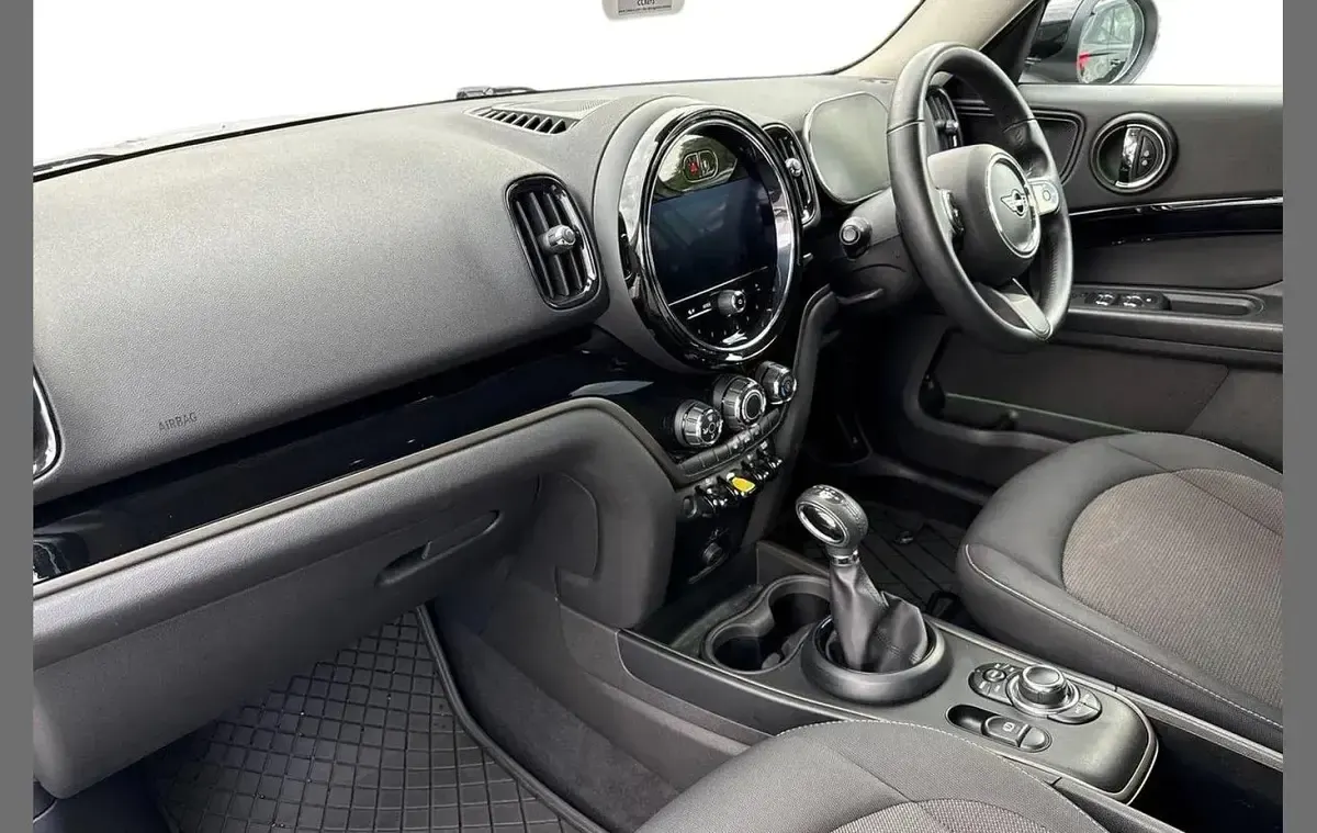 Used Mini Cooper S Countryman Classic 217 HP (159 kW) 2021 Silver SUV