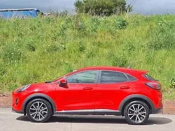 Used Ford Puma Titanium 125 HP (91 kW) 2020 Red SUV
