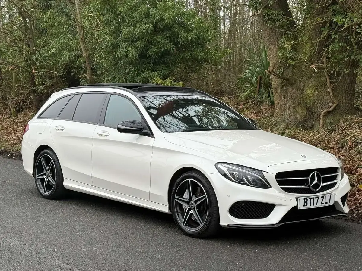 Used Mercedes C250 AMG Line Premium Plus 204 HP (150 kW) 2017 White Estate
