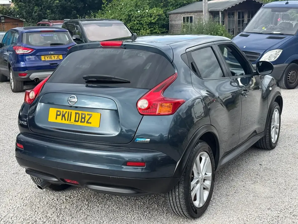Used Nissan Juke Tekna 110 HP (80 kW) 2011 Blue SUV