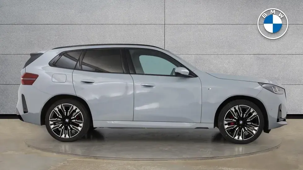 Usado BMW X3 M Sport 295 HP (216 kW) 2025 Cinzento SUV