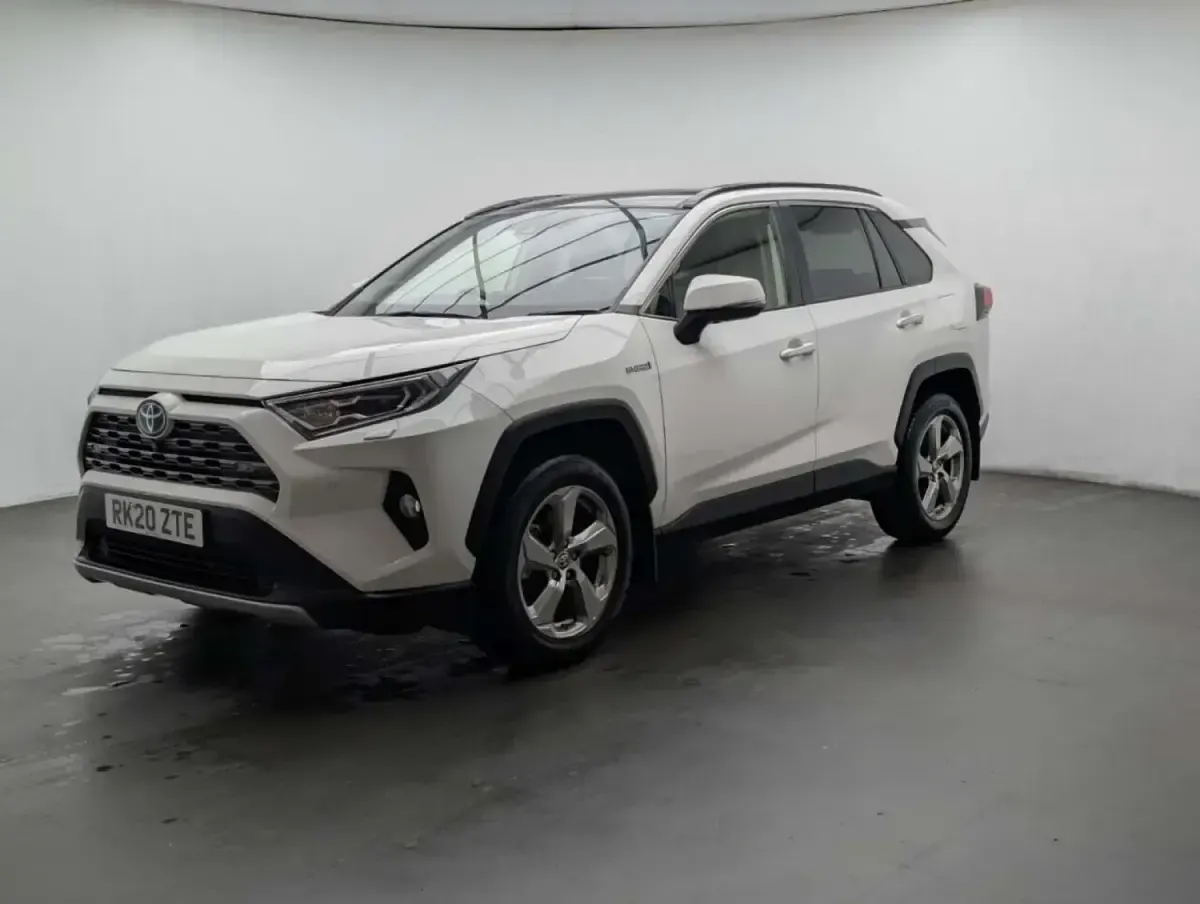Second-hand Toyota RAV4 Hybrid 222 CP (163 kW) 2020 Alb SUV