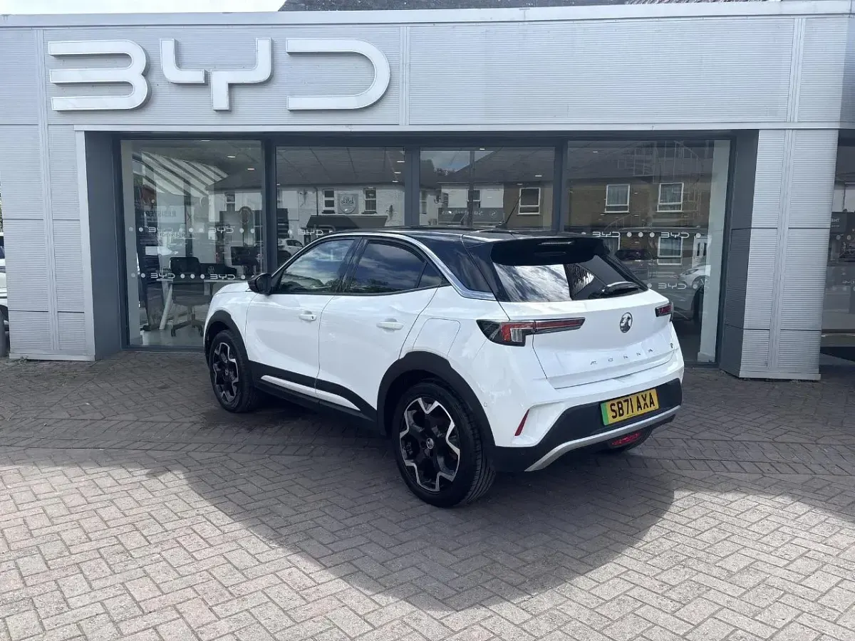 Used Vauxhall Mokka Ultimate 98 kW (134 HP) 2022 White SUV