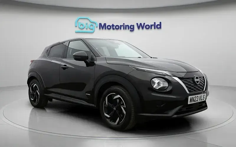 Used Nissan Juke N-Connecta 143 HP (105 kW) 2023 Black SUV