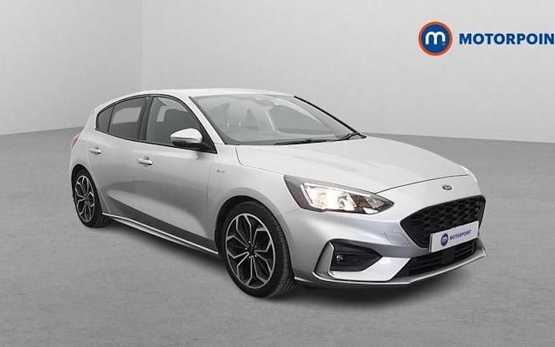 Used Ford Focus ST-Line X 125 HP (91 kW) 2019 Silver Hatchback