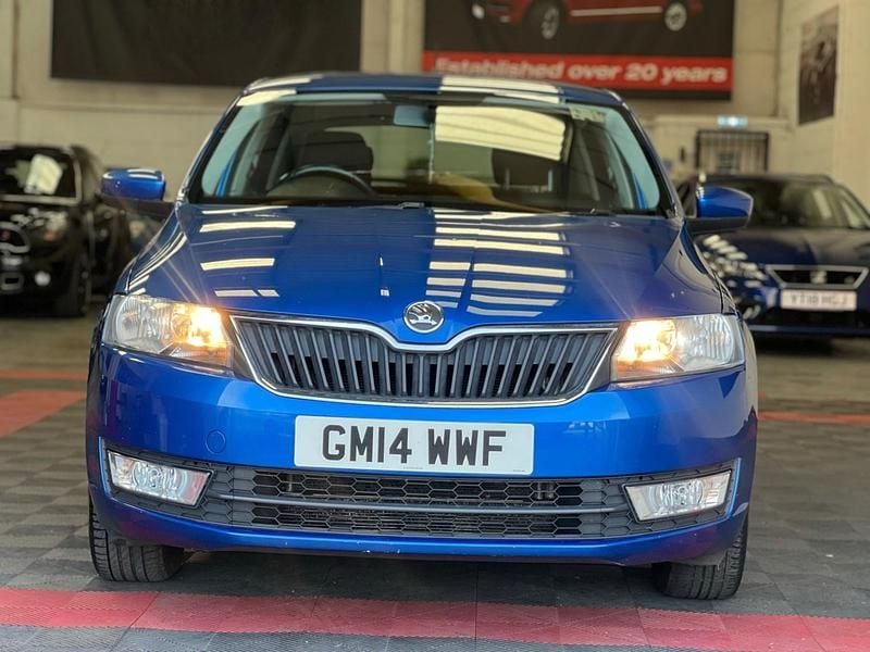 Used Skoda Rapid SE 2014 Blue Hatchback