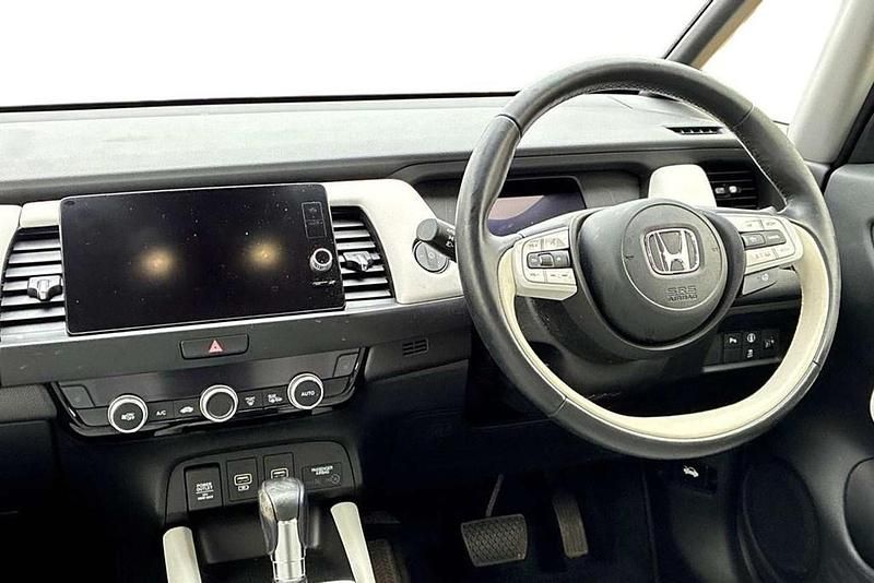 Used Honda Jazz Hybrid 107 HP (78 kW) 2021 Blue Hatchback