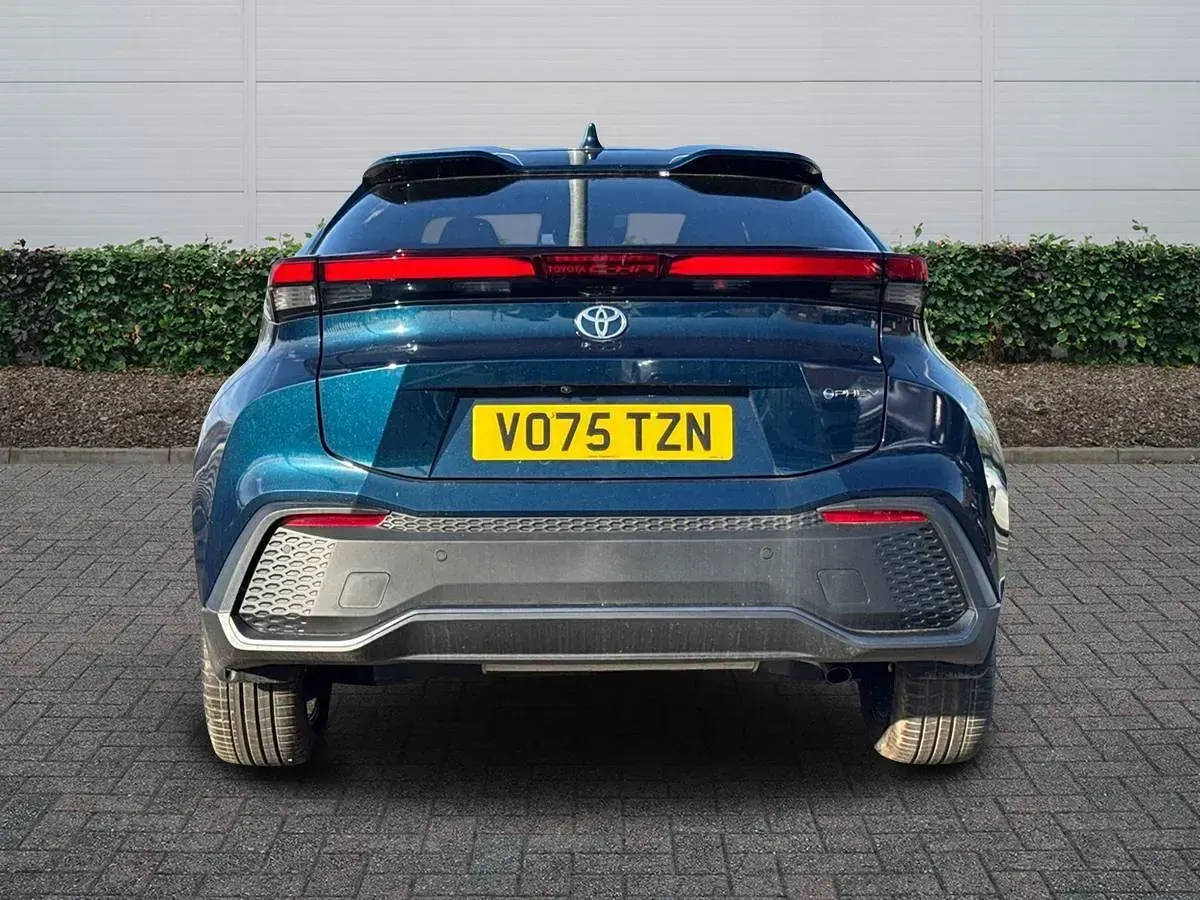 New Toyota C-HR Design 2025 Blue SUV
