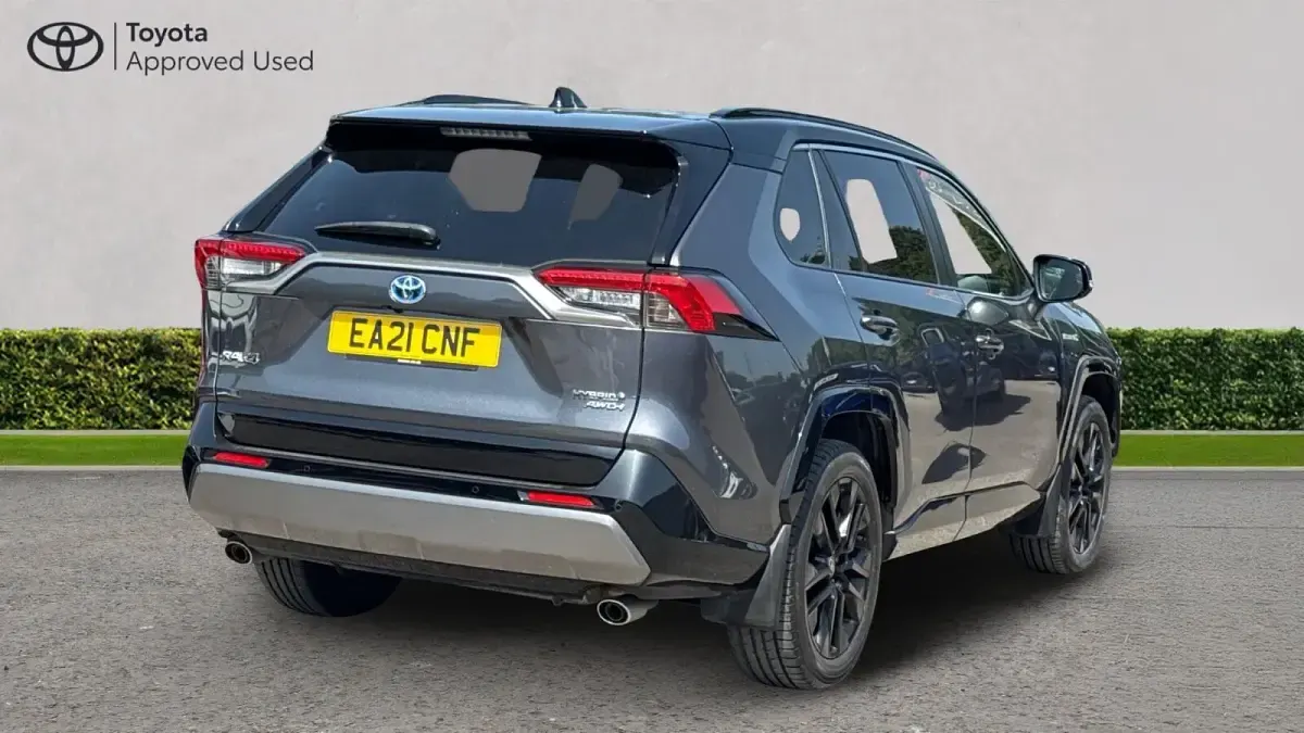 Used Toyota RAV4 Hybrid 222 HP (163 kW) 2021 Decuma grey bitone SUV