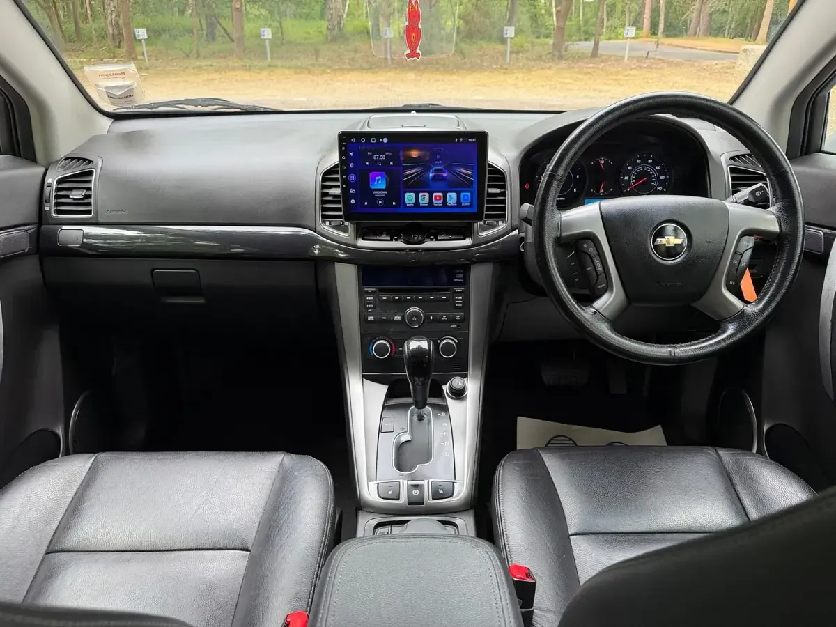Used Chevrolet Captiva LTZ 184 HP (135 kW) 2011 Silver SUV