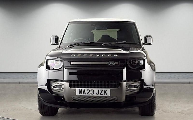 Usado Land Rover Defender HSE Dynamic 249 HP (183 kW) 2025 SUV