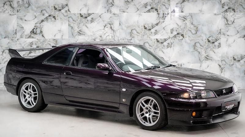 Mauve/purple Used 1999 Nissan Skyline GT Coupe | £78,989 - Image 1/4