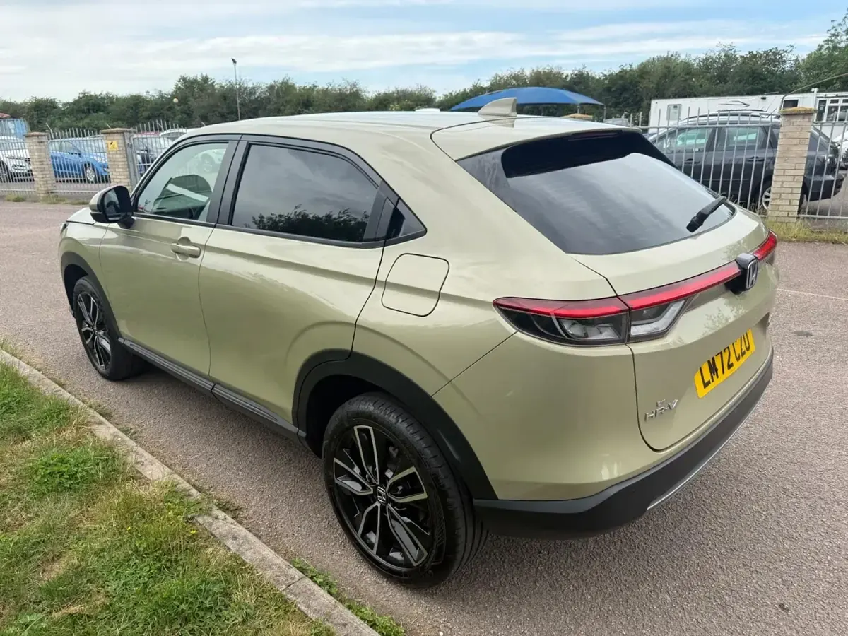 Used Honda HR-V Elegance 2022 Beige SUV