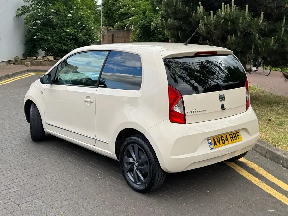 Used Seat Mii 75 HP (55 kW) 2015 Beige Hatchback