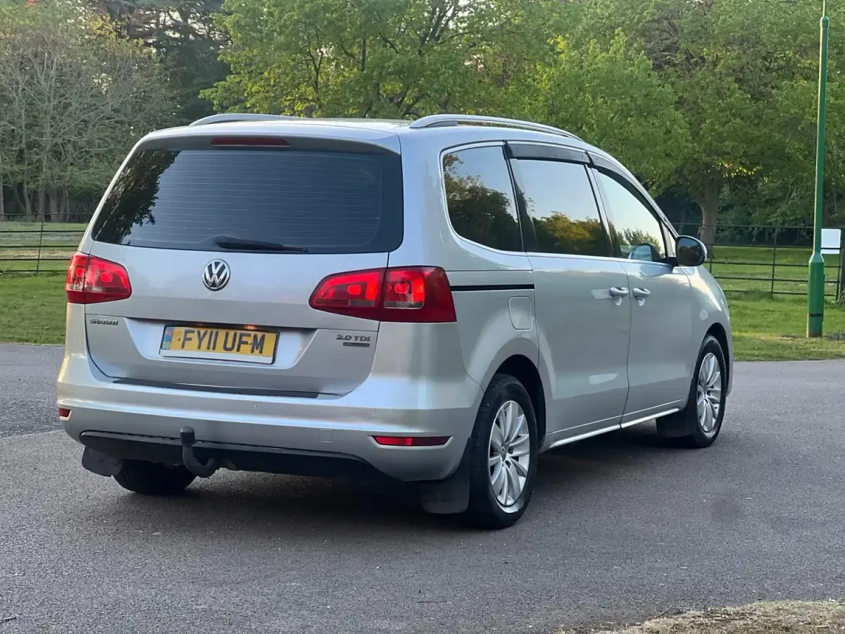 Usado VW Sharan SE 2011 Prateado Monovolume