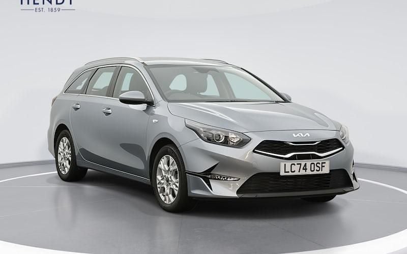Used 2025 Kia Ceed Sportswagon 2 Estate | £18,499 (Fair price) - Image 1/4