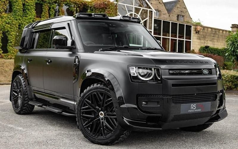 Used Land Rover Defender HSE 249 HP (183 kW) 2024 Black SUV