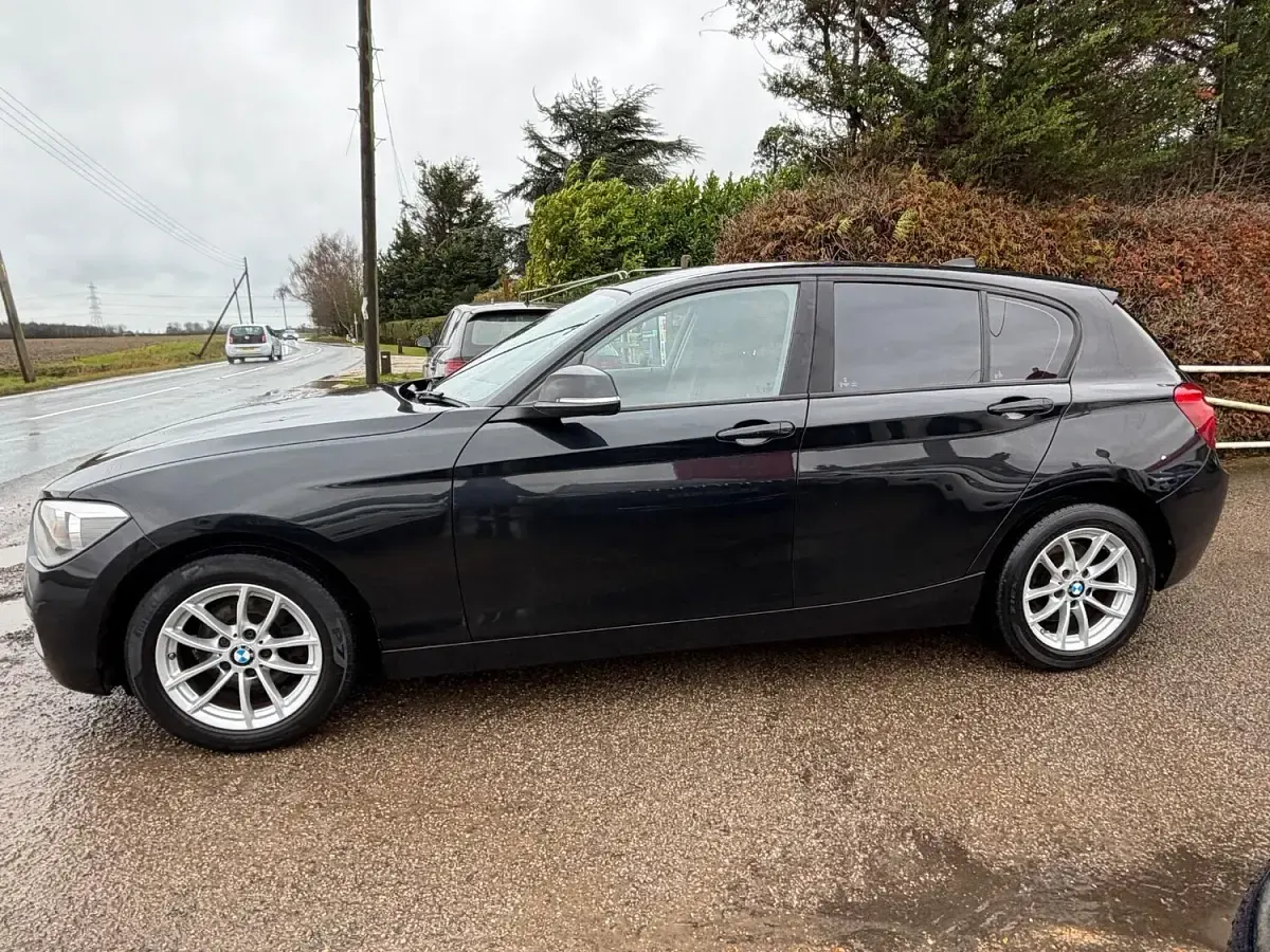 Used BMW 120 Impressive 184 HP (135 kW) 2014 Black Hatchback
