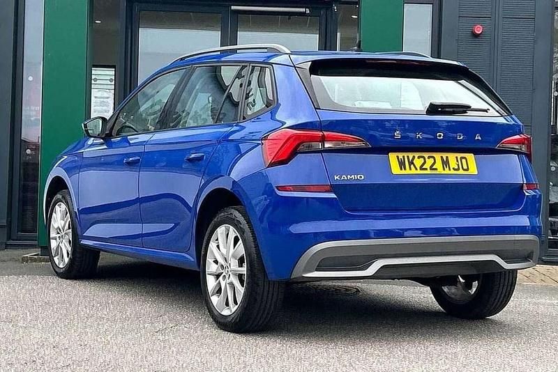 Used Skoda Kamiq SE 94 HP (69 kW) 2022 Energy blue SUV