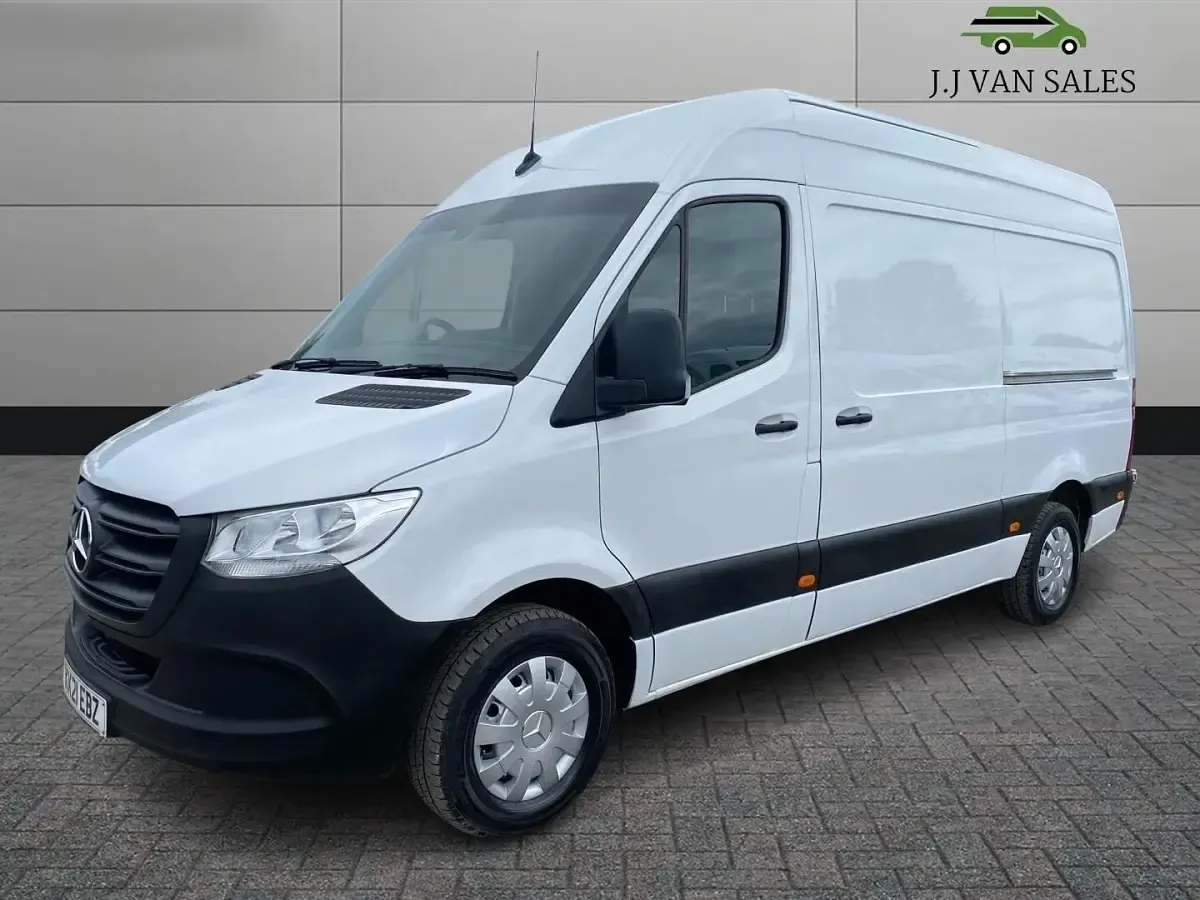 Usado Mercedes Sprinter Progressive 2021 Branco Van