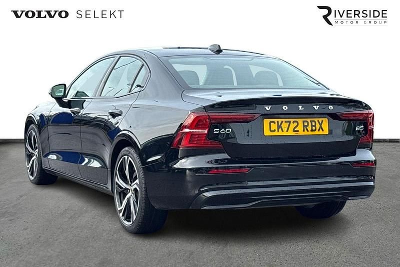 Used Volvo S60 Plus 250 HP (183 kW) 2022 Black Sedan