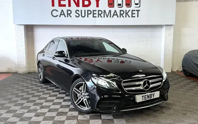 Used Mercedes E220 AMG line 194 HP (142 kW) 2019 Sedan