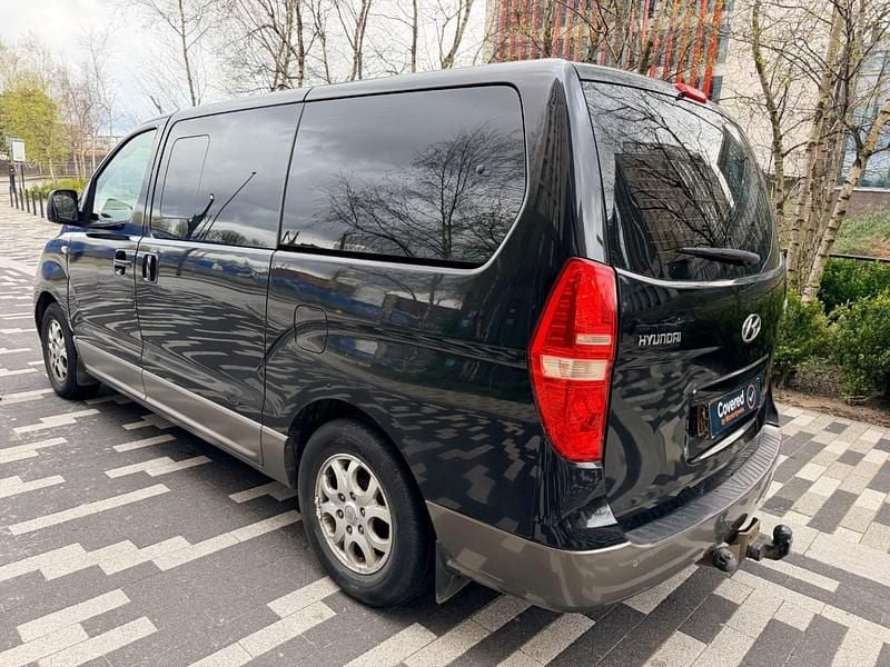 Used Hyundai I800 Style 2011 Black MPV
