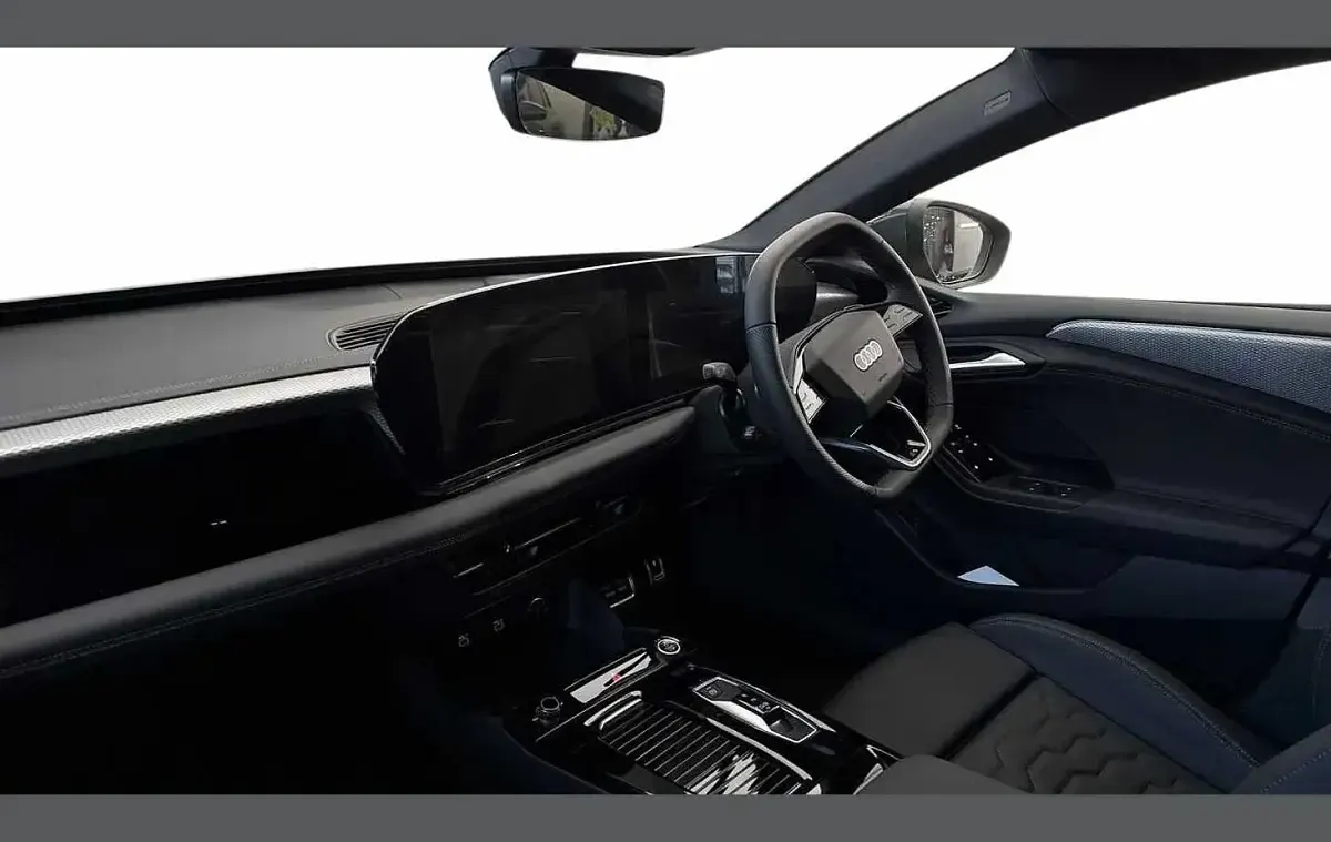 New Audi A6 e-tron S-Line 269 kW (367 HP) 2025 Grey Hatchback