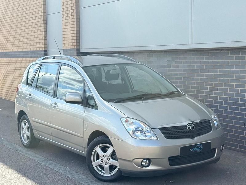 Silver Used 2002 Toyota Corolla Verso T3 MPV | £3,995 - Image 1/4
