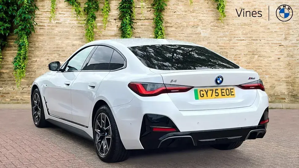 Used BMW i4 Shadowline 394 kW (537 HP) 2025 White Sedan