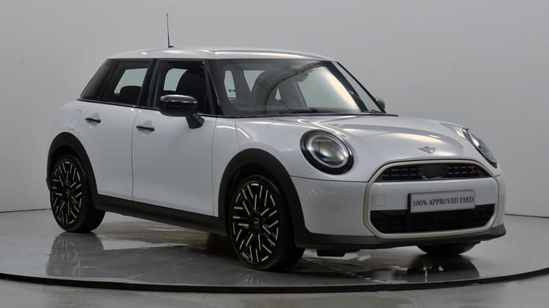 Used Mini Cooper S Hatch 201 HP (147 kW) 2024 White Hatchback