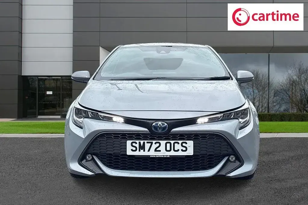 Used Toyota Corolla 140 HP (102 kW) 2023 Grey Hatchback
