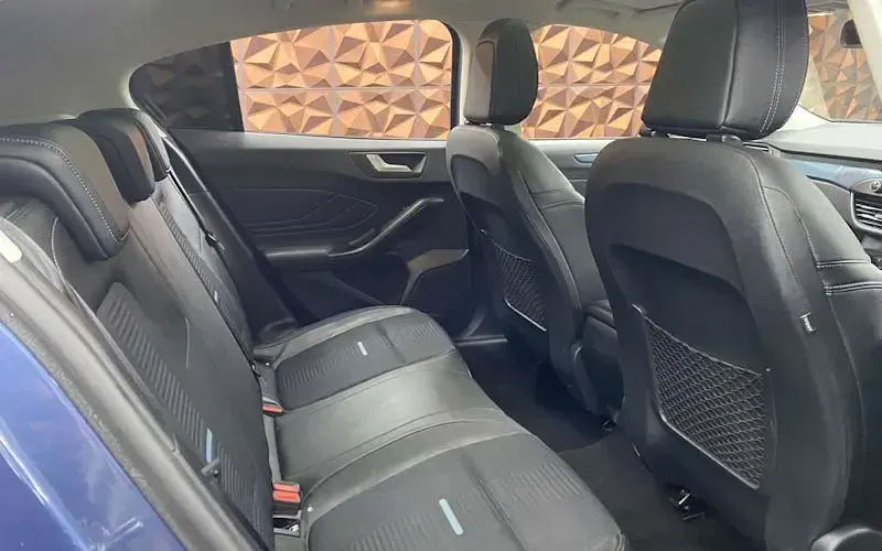 Used Ford Focus Active X 125 HP (91 kW) 2019 Blue Hatchback
