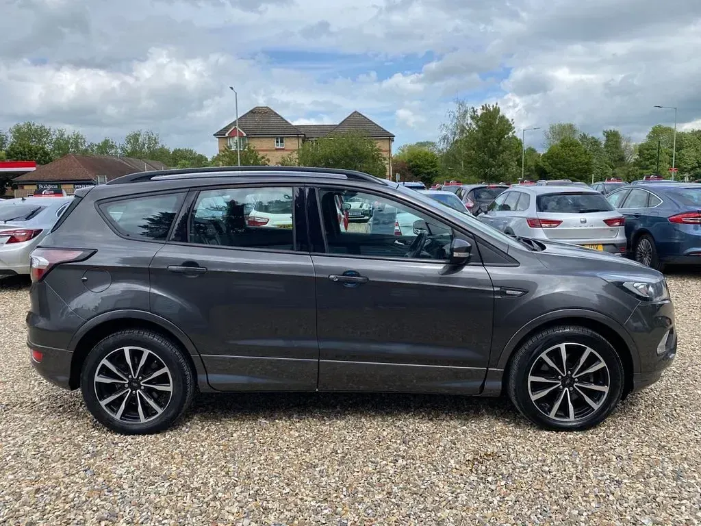 Used Ford Kuga ST-Line 120 HP (88 kW) 2017 Grey SUV